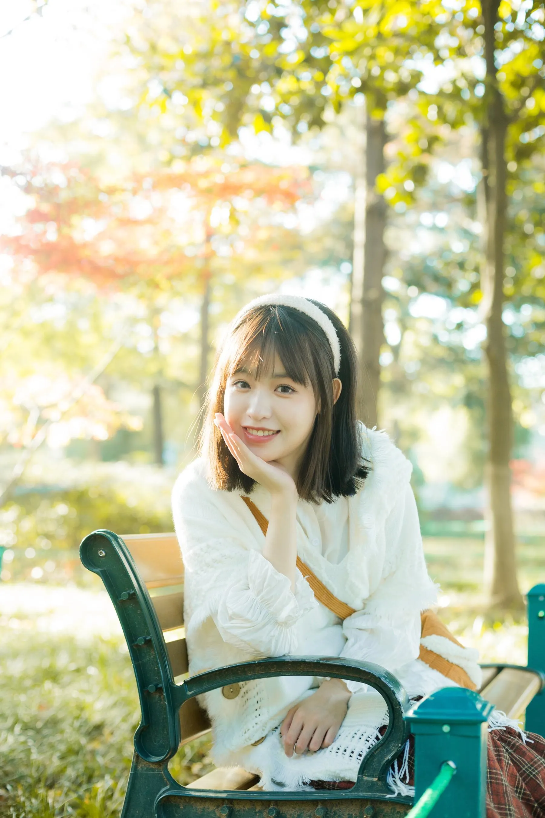 [YITUYU艺图语]2022.09.25 我觉得秋天好像要来了 睡饱了吗 [34P]插图2